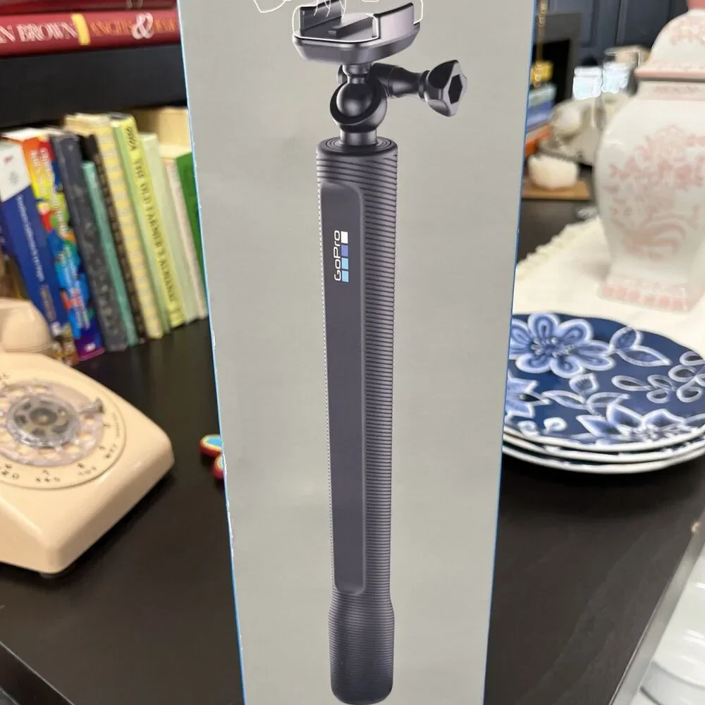 GoPro El Grande Extension Pole Mfr#AGXTS-001 Brand-New